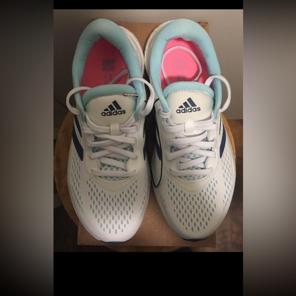 New Adidas Supernova 2 W - Picture 5 of 7